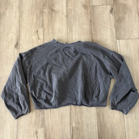 Out From Under Urban Outfitters Carla Crew Cropped Sweatshirt Top Small S - Picture 4 of 6